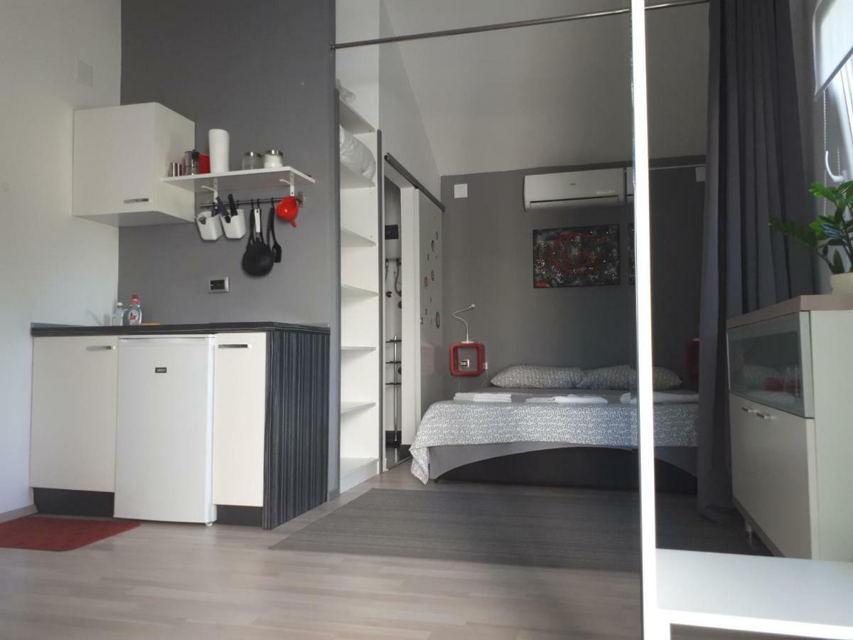 Studio Apartman Splash Pjescana Uvala Exteriér fotografie